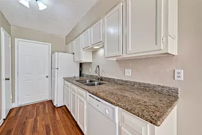 13847 Cherry Hollow Lane, Houston, TX 77082 - Photo 19