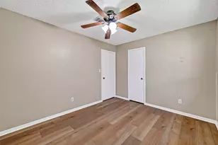 13847 Cherry Hollow Ln, Houston, TX 77082 - Photo 27