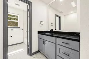 13042 Richmond Ave, Houston, TX 77082 - Photo 29
