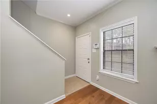 9850 Pagewood Ln, Houston, TX 77042 - Photo 11
