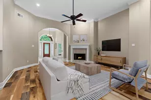 117 Lake View Cir, Montgomery, TX 77356 - Photo 3