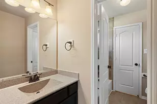 9726 Bonham Lakes Ln, Humble, TX 77396 - Photo 35