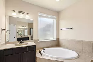 9726 Bonham Lakes Ln, Humble, TX 77396 - Photo 25