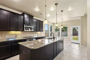 9726 Bonham Lakes Ln, Humble, TX 77396 - Photo 13