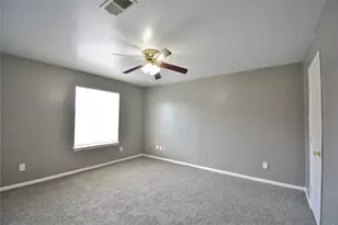 8904 Ledge St, Houston, TX 77075 - Photo 13