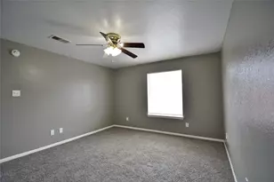 8904 Ledge St, Houston, TX 77075 - Photo 15