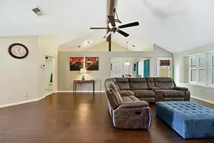 1038 St John Dr, Pearland, TX 77584 - Photo 5