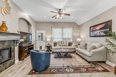 8310 Lake Tahoe Dr Drive, Nederland, TX 77627 - Photo 3