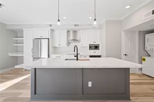 2113 Lake Village Dr, Kingwood, TX 77339 - Photo 7