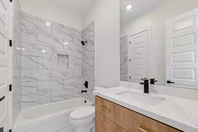 1920 Laverne Street, Houston, TX 77080 - Photo 17