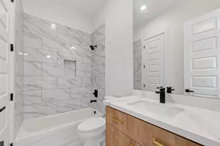 1920 Laverne St, Houston, TX 77080 - Photo 17
