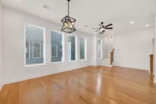 1920 Laverne St, Houston, TX 77080 - Photo 9