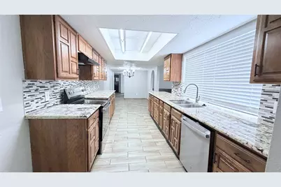 15507 Mira Monte Drive, Houston, TX 77083 - Photo 15