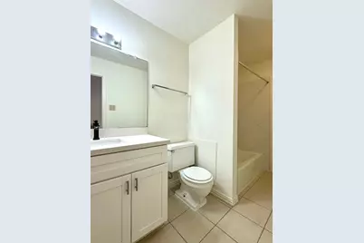 12633 Memorial Drive #224, Houston, TX 77024 - Photo 9