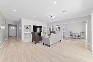 6111 Westbranch Dr, Houston, TX 77072 - Photo 7