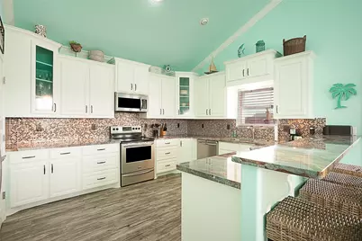 2110 Seahorse Lane, Crystal Beach, TX 77650 - Photo 19