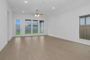 11246 White Crownbeard Dr, Cypress, TX 77433 - Photo 5