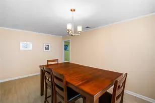 8203 Fernbrook Ln, Houston, TX 77070 - Photo 11