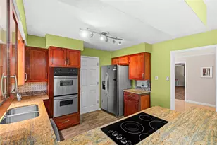 8203 Fernbrook Ln, Houston, TX 77070 - Photo 13