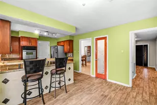 8203 Fernbrook Ln, Houston, TX 77070 - Photo 11