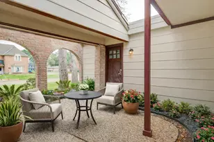 8203 Fernbrook Ln, Houston, TX 77070 - Photo 3