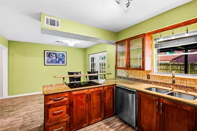 8203 Fernbrook Lane, Houston, TX 77070 - Photo 13