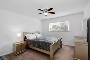 8203 Fernbrook Ln, Houston, TX 77070 - Photo 21