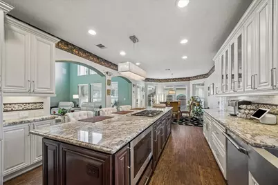 13602 Laurel Terrace Lane, Sugar Land, TX 77498 - Photo 11