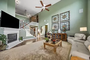 13602 Laurel Terrace Ln, Sugar Land, TX 77498 - Photo 7