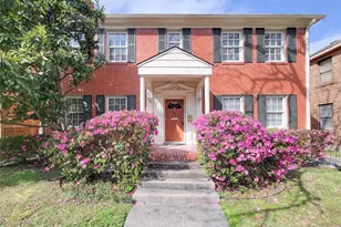 1728 Hawthorne St, Houston, TX 77098 - Photo 1