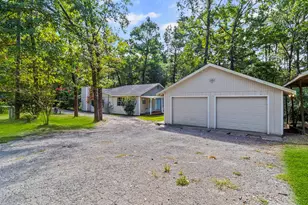 118 Finch Dr, Livingston, TX 77351 - Photo 1