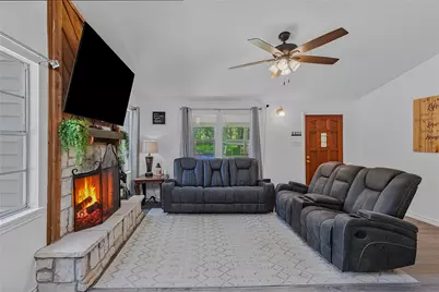 118 Finch Drive, Livingston, TX 77351 - Photo 3