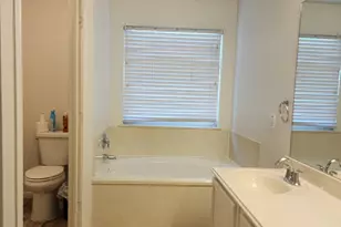 11742 Fortune Park Dr, Houston, TX 77047 - Photo 19