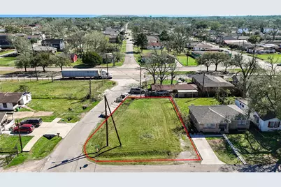 6918 Peabody Street, Houston, TX 77028 - Photo 1