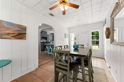 123 Bonita Avenue, Galveston, TX 77550 - Photo 9