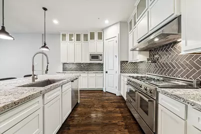 912 Yale Street #D, Houston, TX 77008 - Photo 15