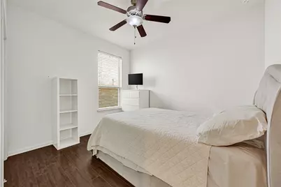 9414 Savannah Holly Drive, Houston, TX 77075 - Photo 11