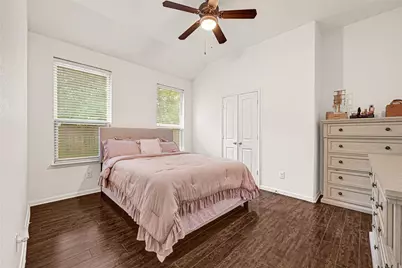9414 Savannah Holly Drive, Houston, TX 77075 - Photo 15