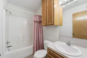 12782 Flowers Dr, Saratoga, TX 77585 - Photo 15