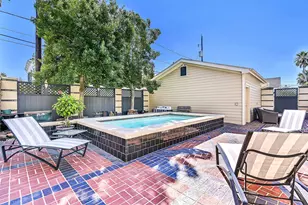 1227 Ball, Galveston, TX 77550 - Photo 35