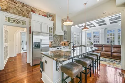 1227 Ball, Galveston, TX 77550 - Photo 13