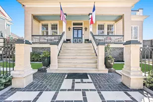 1227 Ball, Galveston, TX 77550 - Photo 3