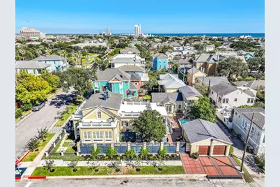 1227 Ball, Galveston, TX 77550 - Photo 45