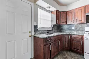 9417 Fairland Dr, Houston, TX 77051 - Photo 7