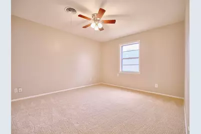 3002 Lamar Circle, El Campo, TX 77437 - Photo 21