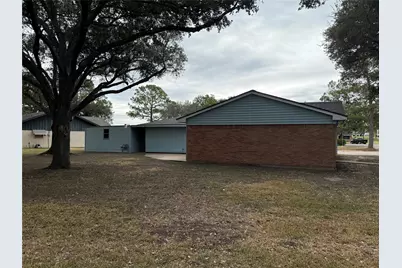 3002 Lamar Circle, El Campo, TX 77437 - Photo 47