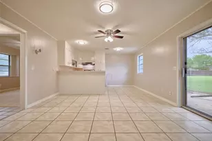 3002 Lamar Cir, El Campo, TX 77437 - Photo 11
