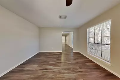 15803 Maple Manor Drive, Houston, TX 77095 - Photo 13