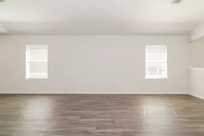 5611 Amelia Plantation Drive, Katy, TX 77449 - Photo 5