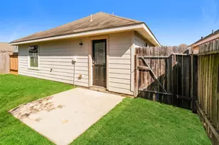 5611 Amelia Plantation Dr, Katy, TX 77449 - Photo 3